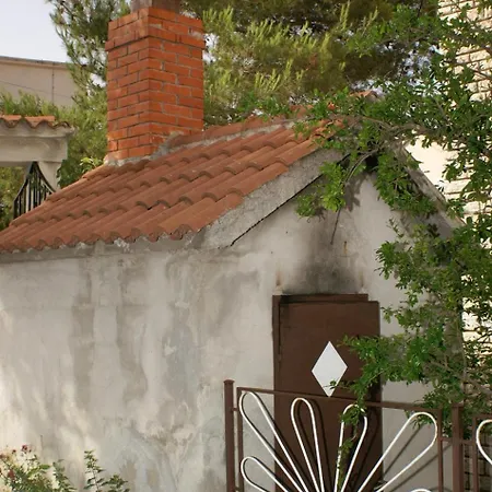Apartman By The Sea Zablace, Sibenik - 4220 Zablaće